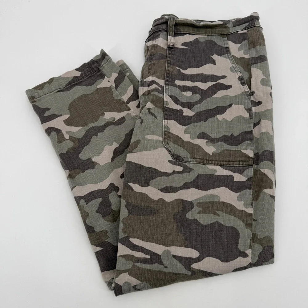 J Crew Womens Camo Straight Leg Crop Pants Green Camouflage Utility Chino Sz 31